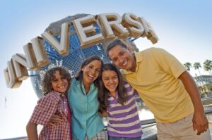 UoR Globe with Family