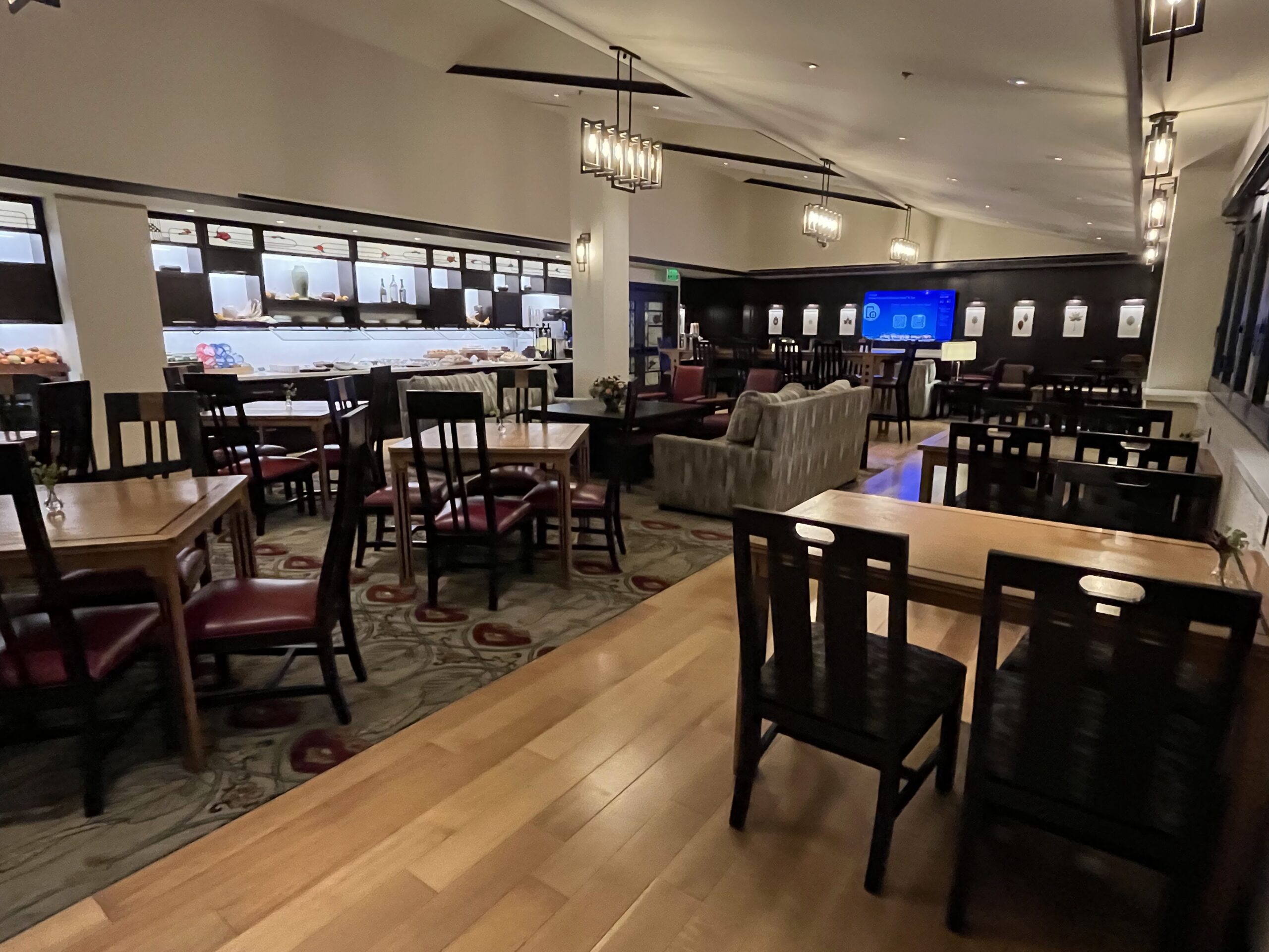 The Verandah Club Lounge Club Level at the Grand Californian