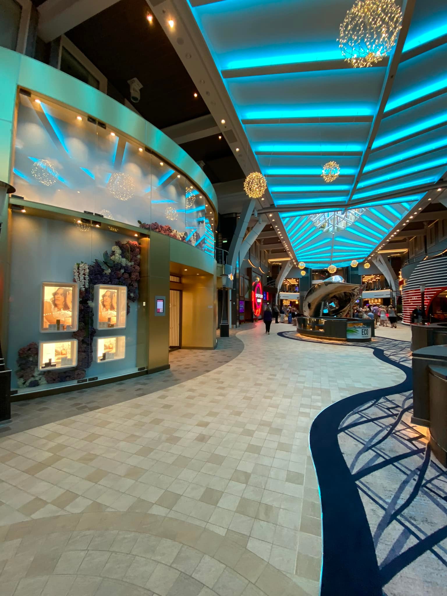 Royal Promenade