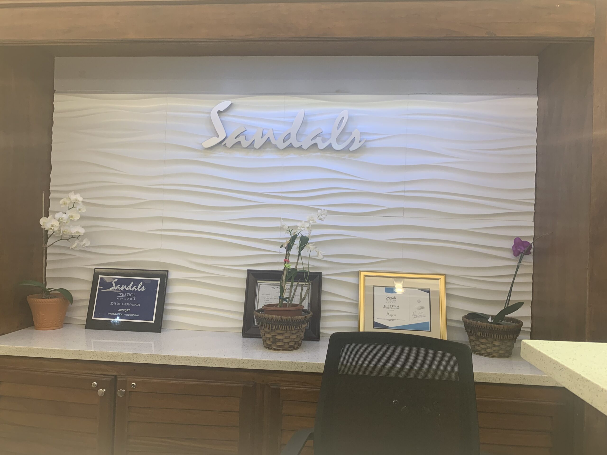 Sandals Lounge