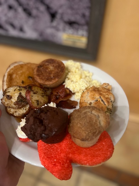Breakfast 