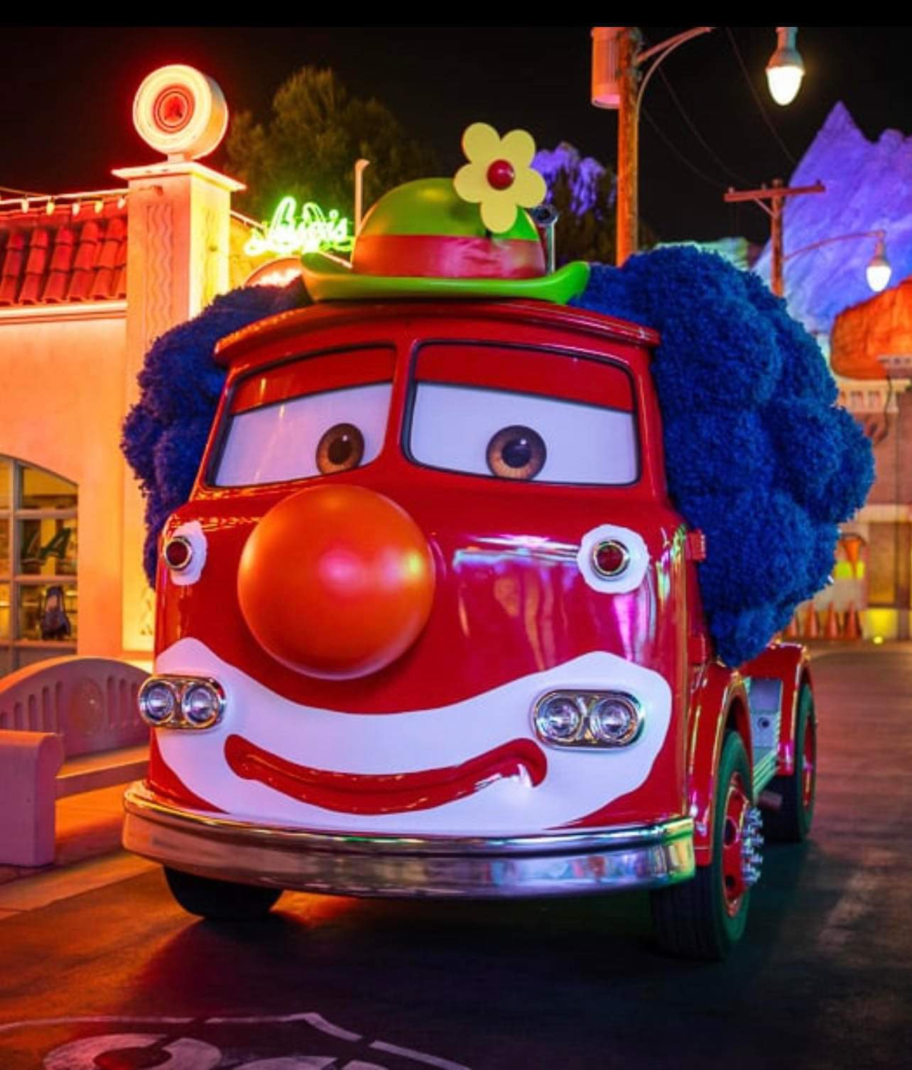 Red as a Clown Cars Land