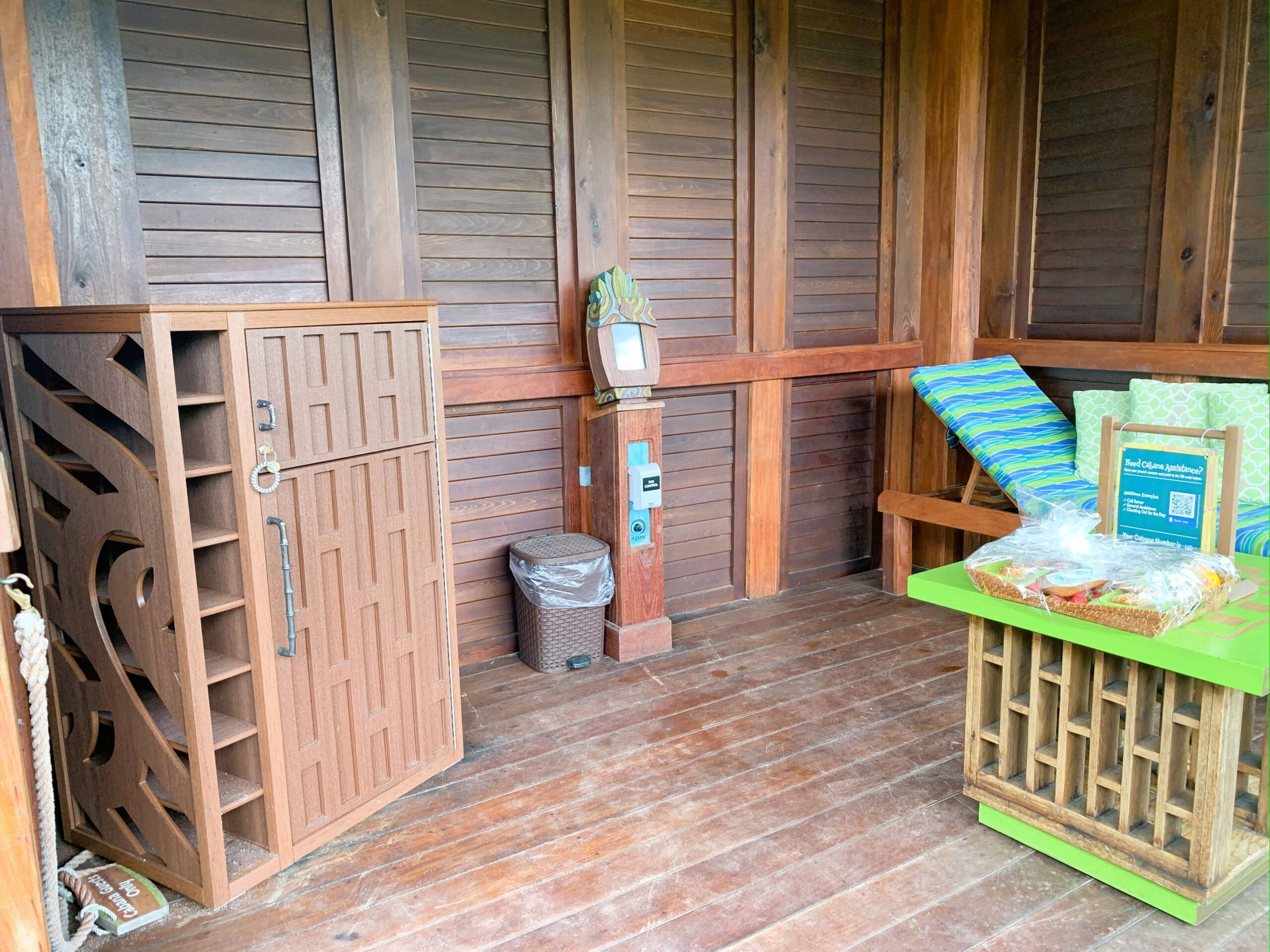 Favorite Features at Volcano Bay Cabana