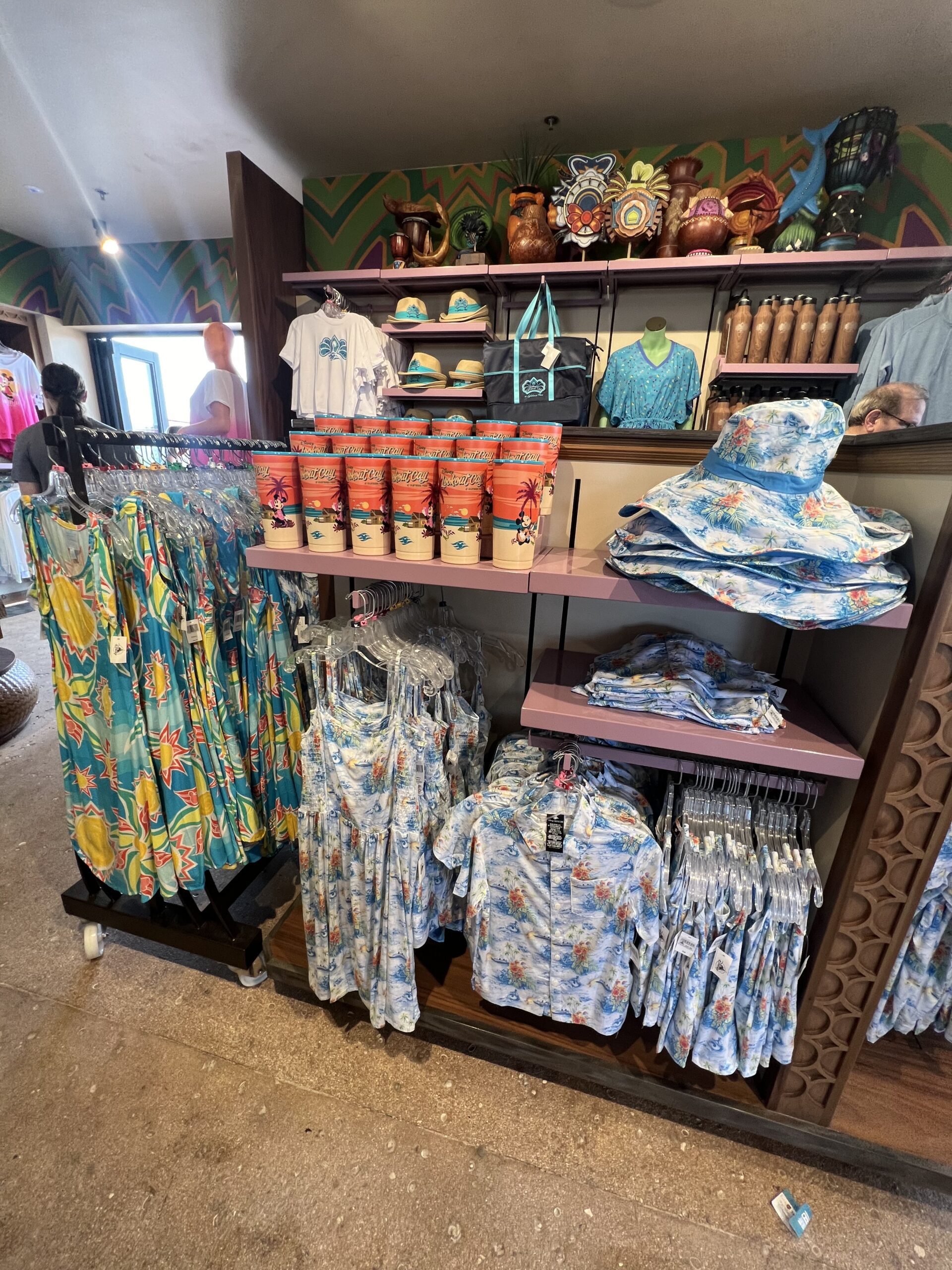 Disney T'ings: Lookout Cay's Gift Shop
