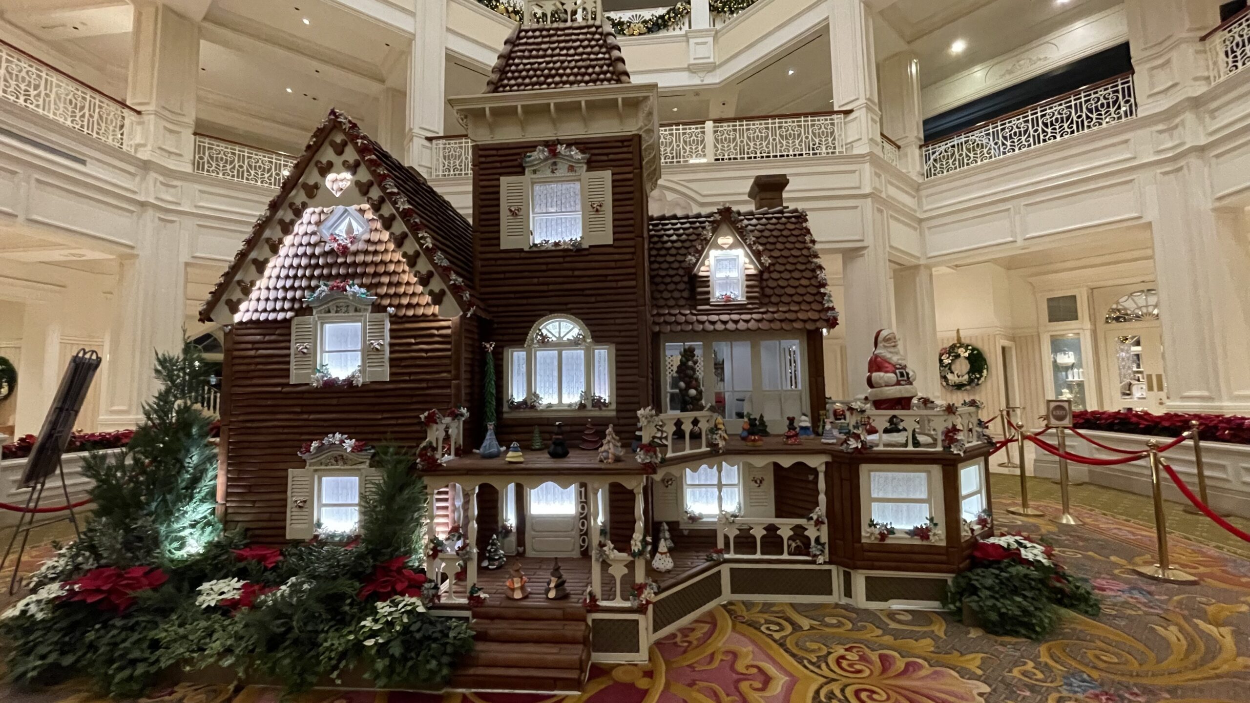 Tips for Celebrating the Holidays at Walt Disney World Grand Floridian Gingerbread House-Near Resorts